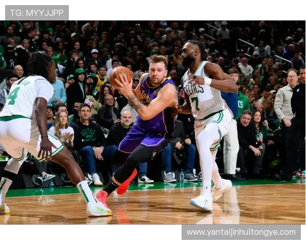 东契奇分享抖肩庆祝背后的心路历程与自发灵感